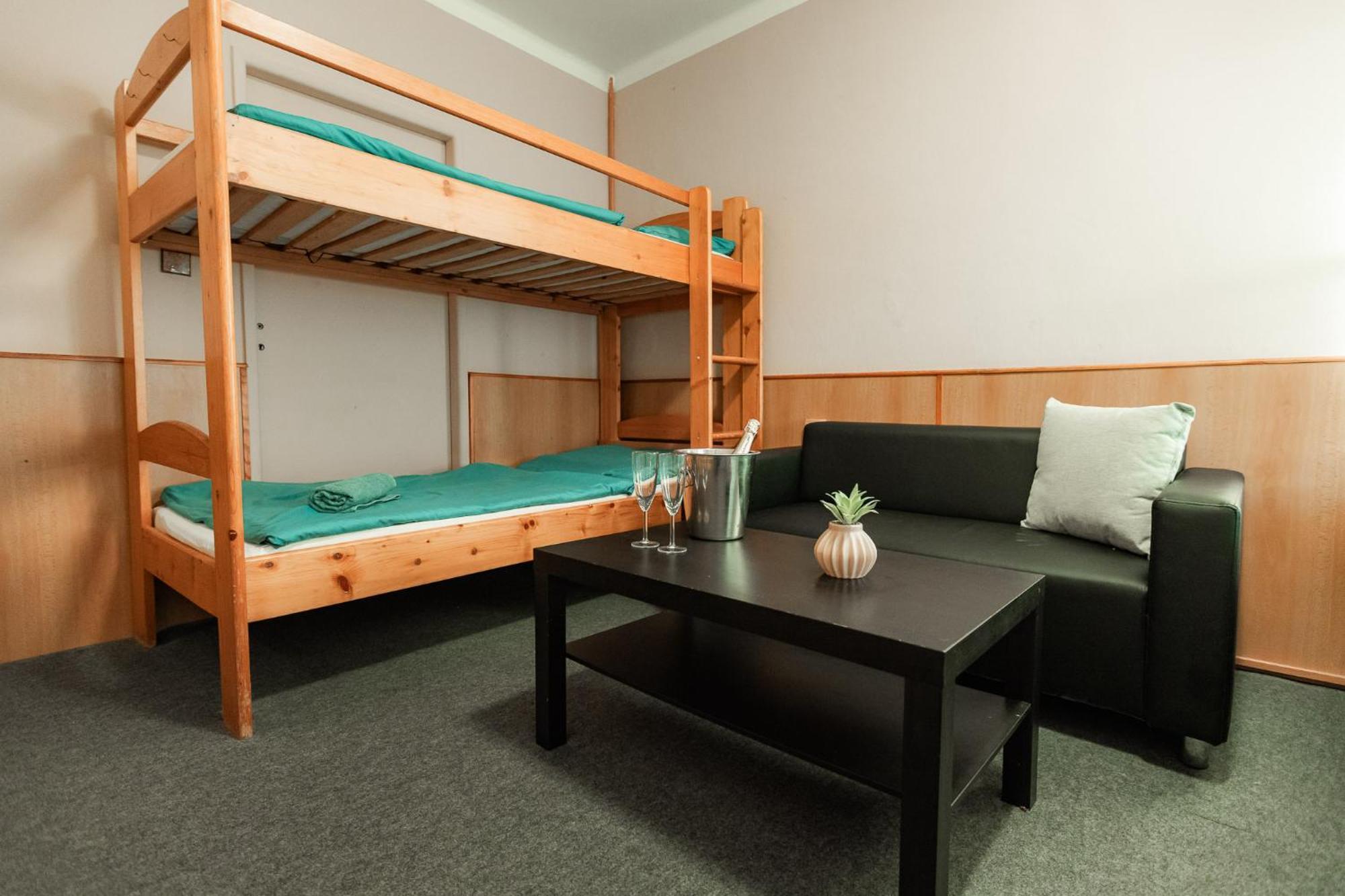 Hotel Rozkos Česká Skalice Cameră foto